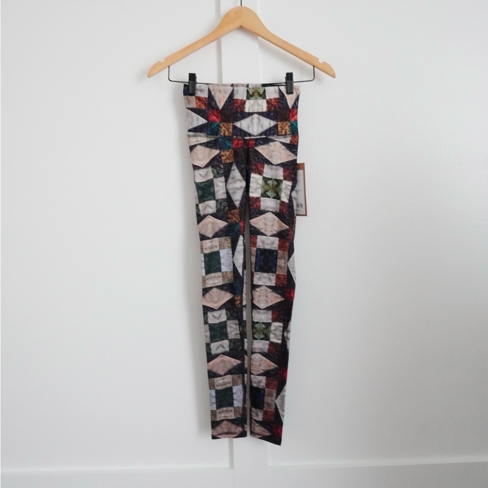Niyama Sol Barefoot Quilt Leggings